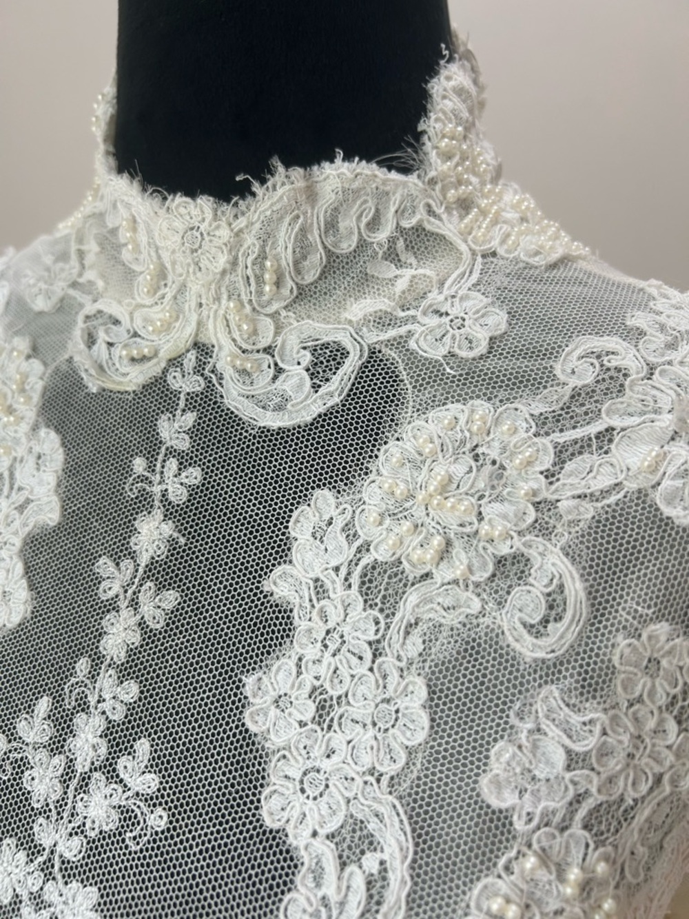 Wedding Dress Vintage Ivory Lace & Pleated Long-Sleeve Dress - Picture 4 of 12